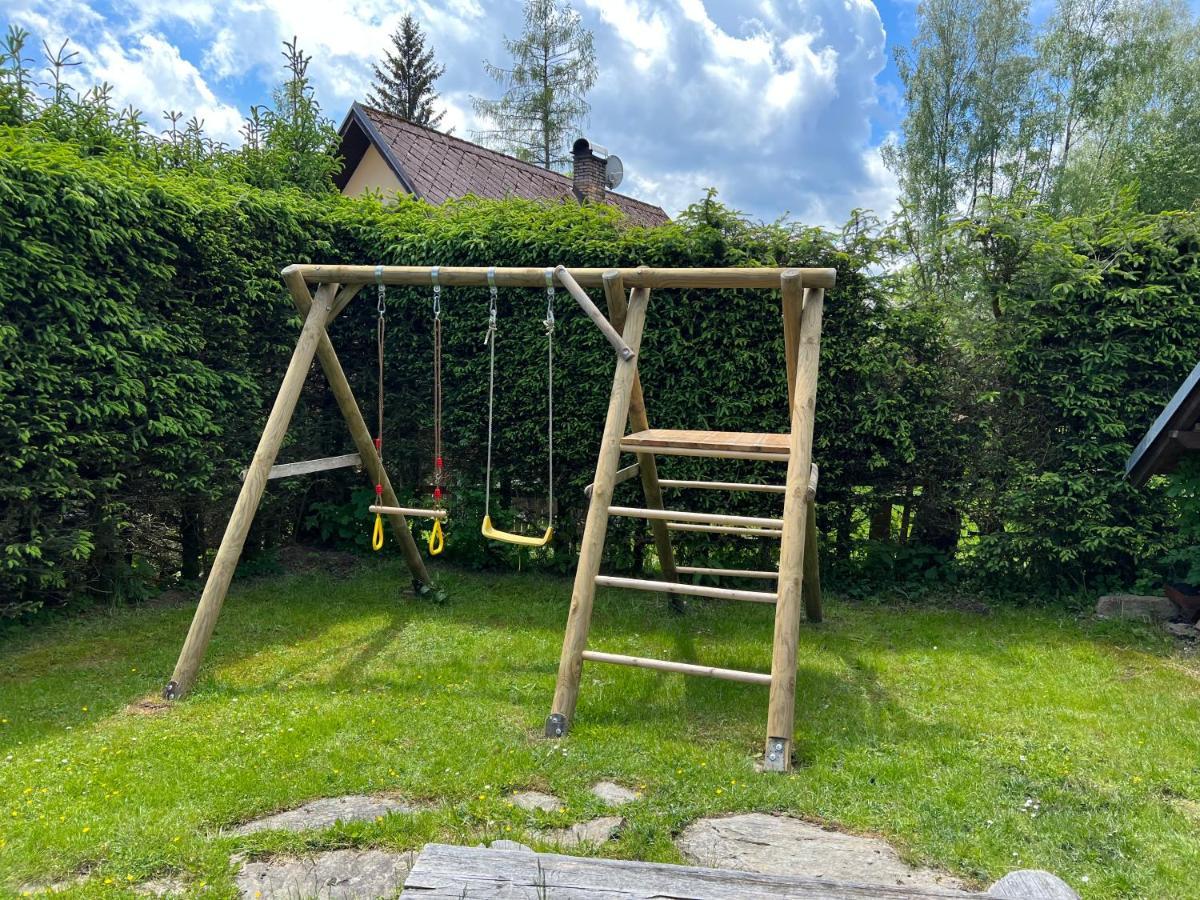 Holiday House Lipno-Slupecna ليبنو ناد فلتافو المظهر الخارجي الصورة